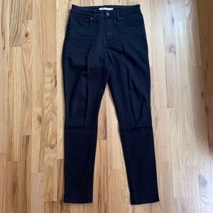 Levi 721 Black High Rise Skinny Jean